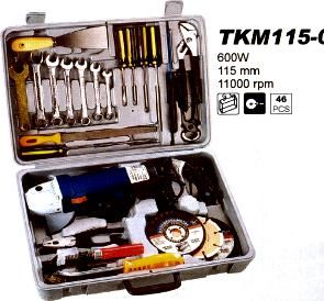 TKM 115-01 Amoladora  tangencial de 600w, hoja de corte de 115mm. trabaja a 11000 revoluciones por minuto. Tiene bloqueador del disco para su desmontage. Maletin de herramientas y accesorios incluido.